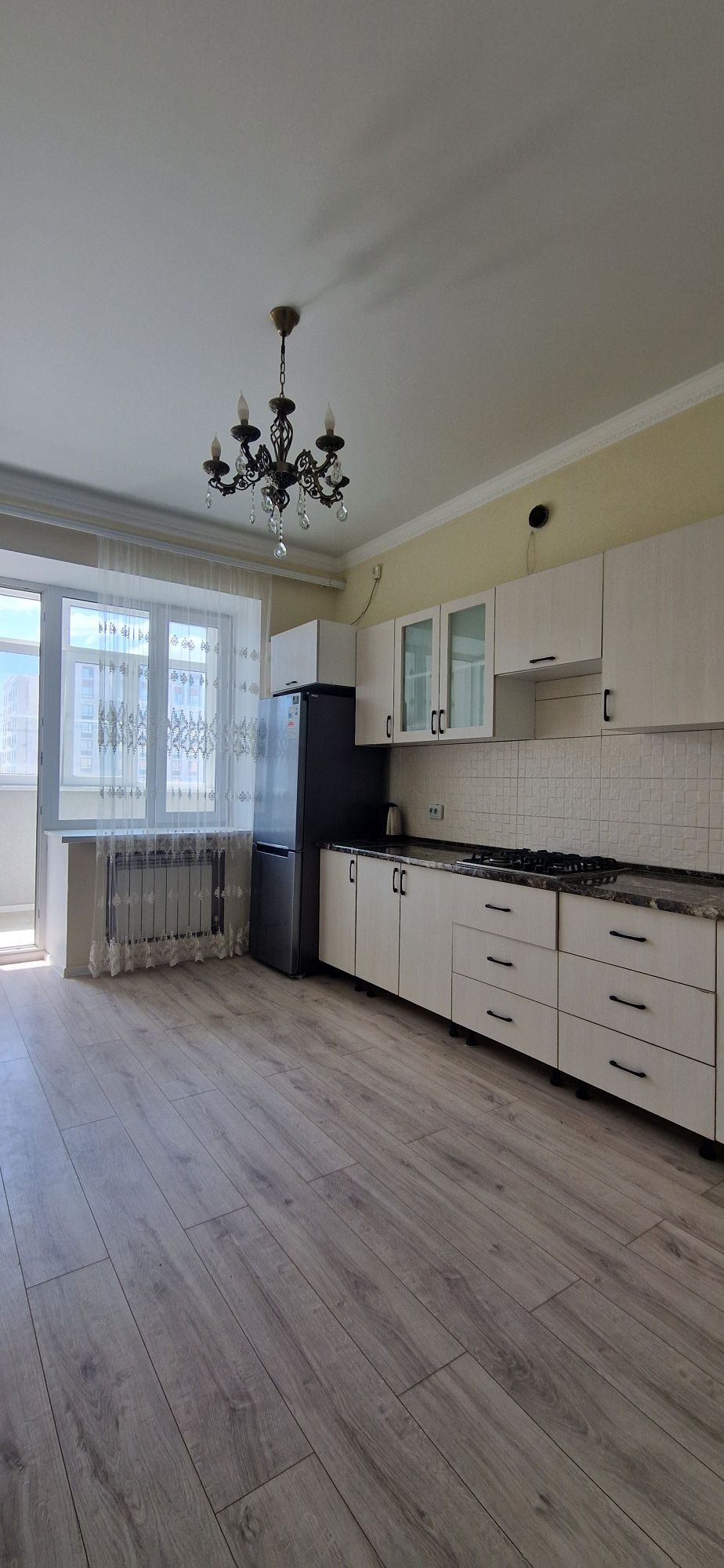 Продам 2кв 72 квм жк Альтаир