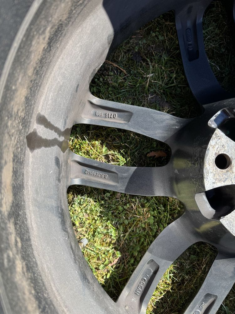 Джанти с гуми 19” 5х112 66.5 с гуми 245 45 19 за Mercedes Bmw Audi