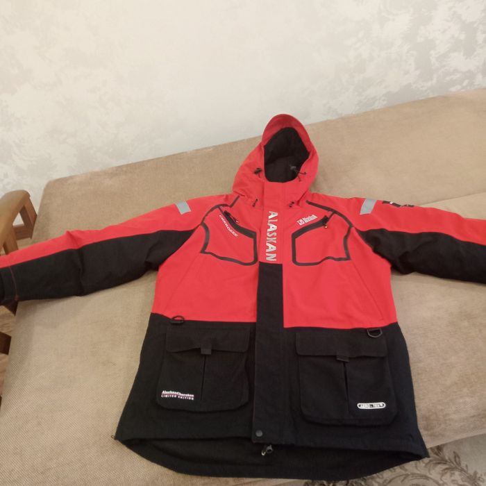 Продам костюм Alaskan