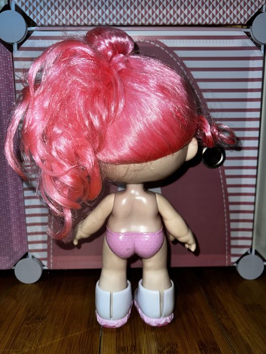 Papusele/ Bebelus cu olita