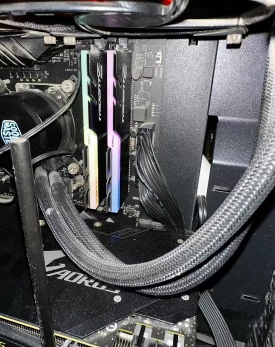 8x2 ОЗУ g skill trident z rgb 3000 Mhz