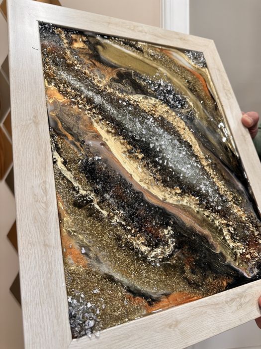 Картина от смола “Лава”