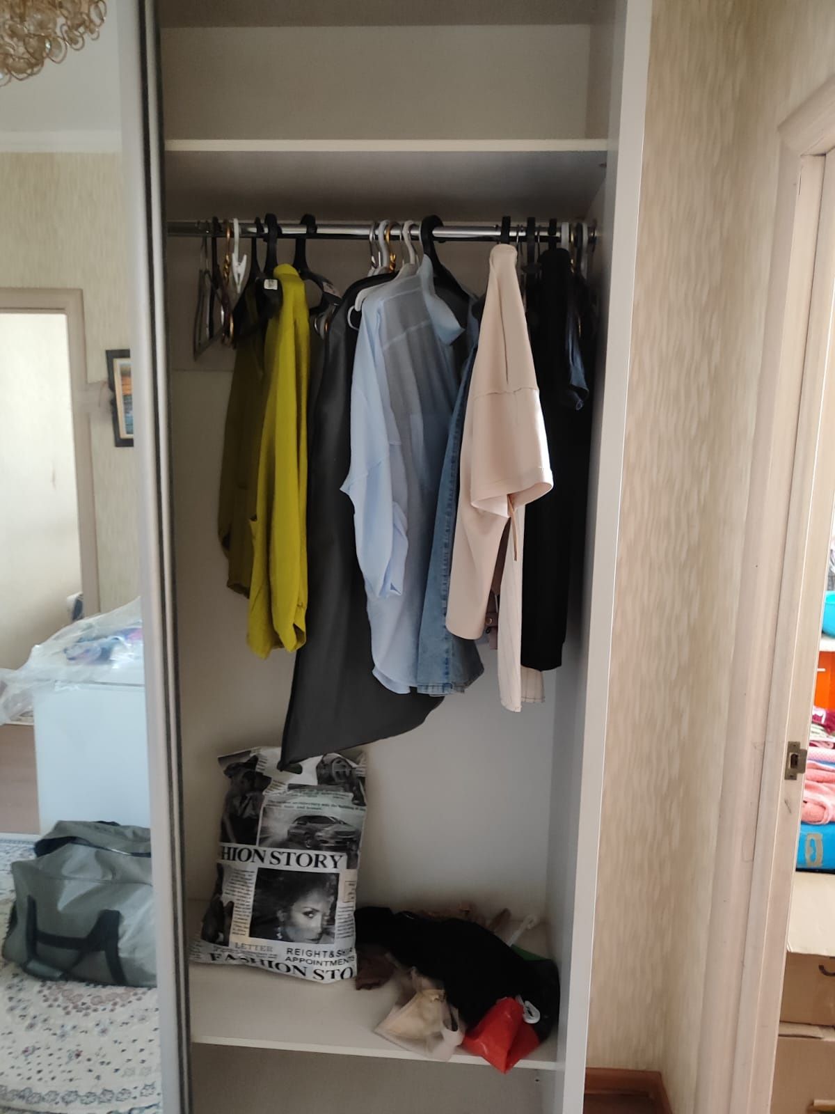Новый шкаф для одежды