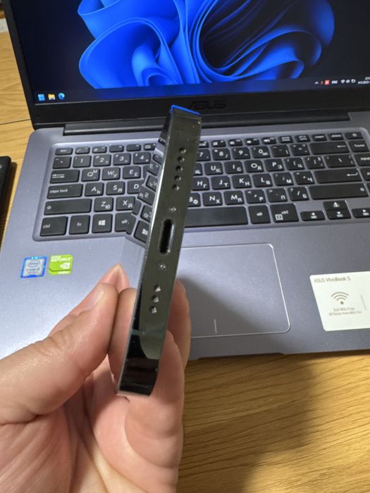 iPhone 13 Pro 128GB с много кейсове