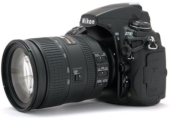Obiectiv Nikon EF 28-300mm f/3.5-5.6G ED VR,sigilat