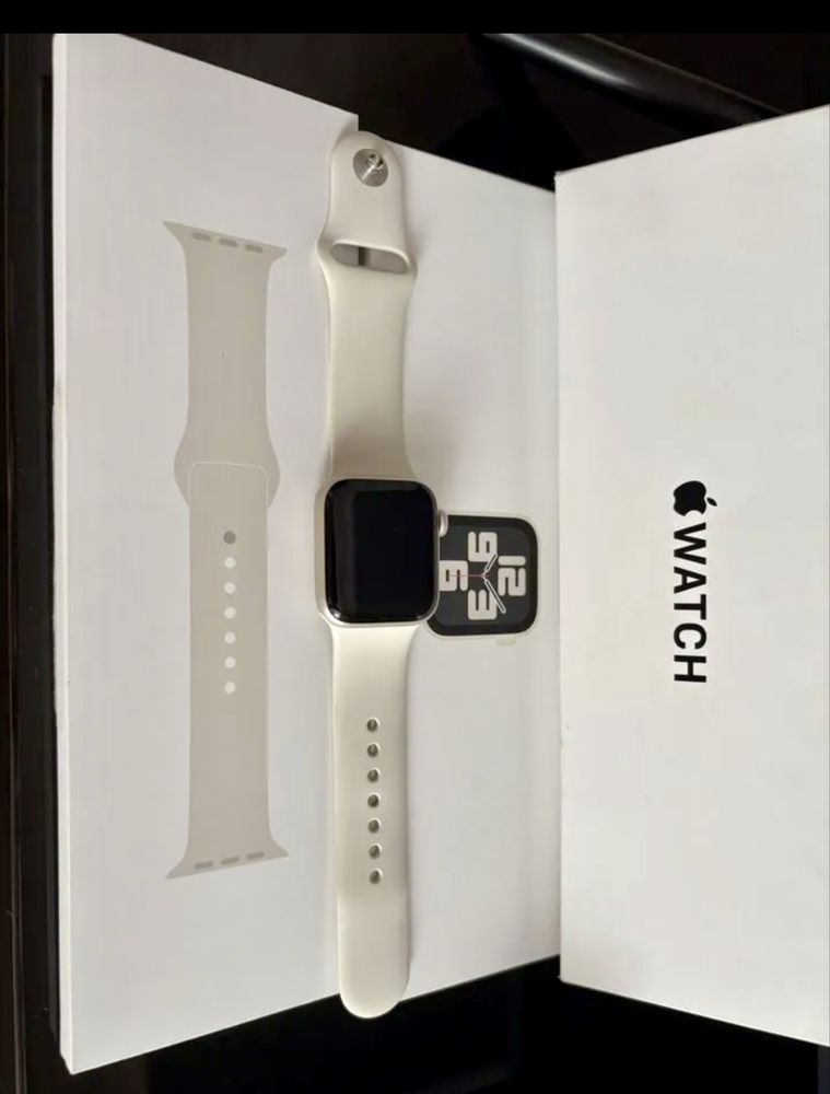 Apple Watch SE 2 40mm Бежевый