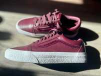 Нови обувки Vans old skool естествена кожа в тъмночервен цвят