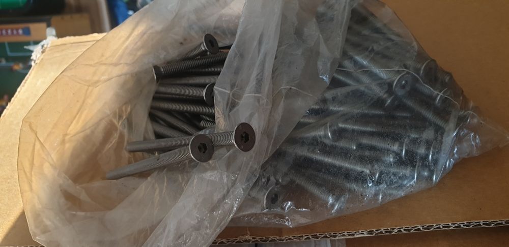 M11 X 90 surub plat hexagonal