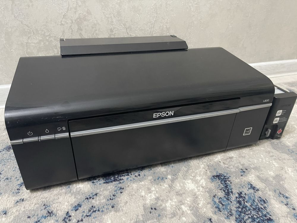 Продам цветной принтер Epson L800