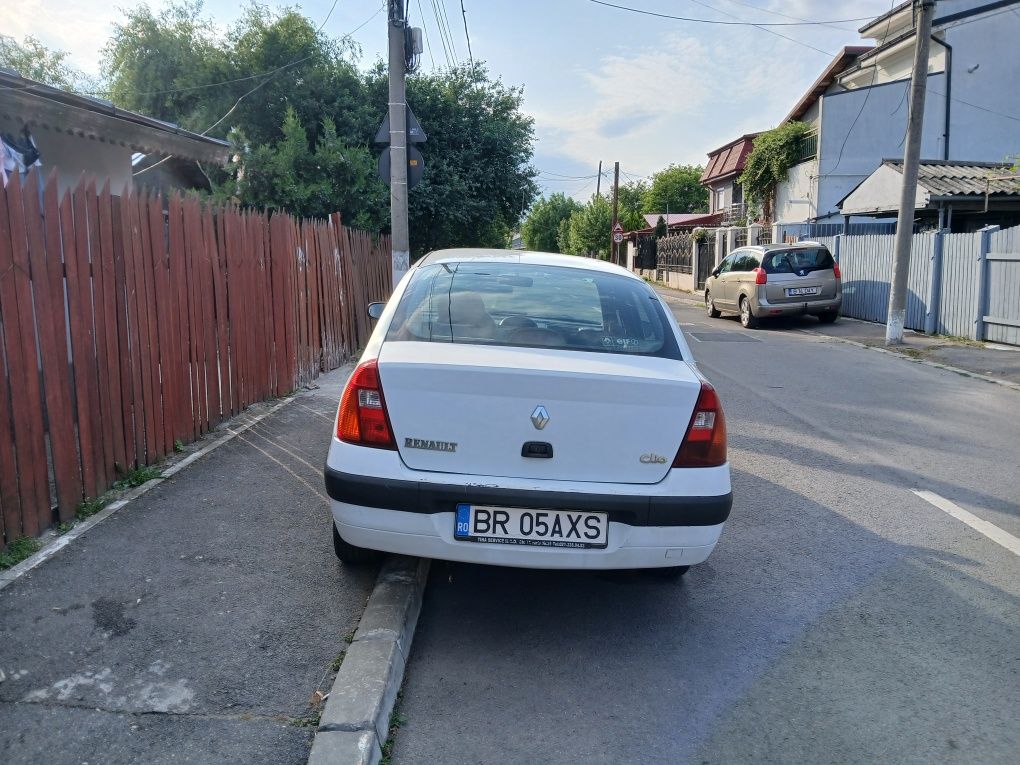 Renault clio 2003