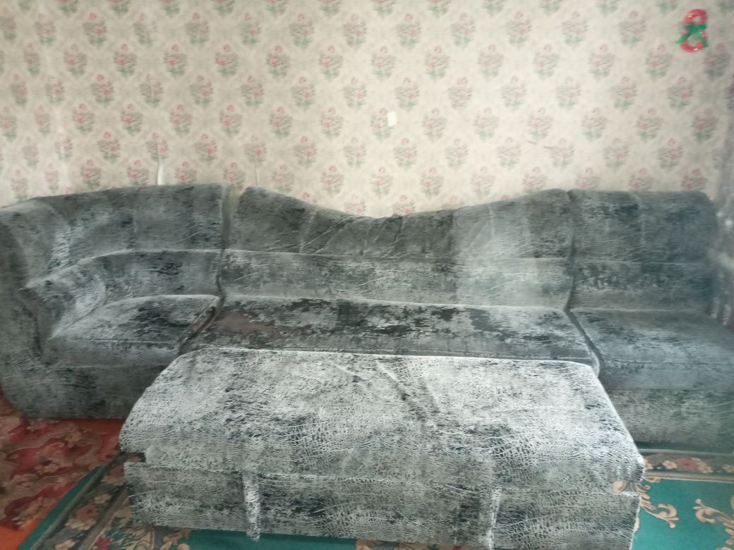 Продам диван уголок  кровать  тумба шифоньер