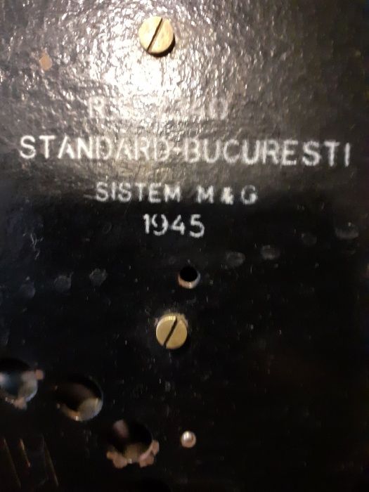 Telefon vintage cu disc 1945 si  masina   de cusut  SINGER