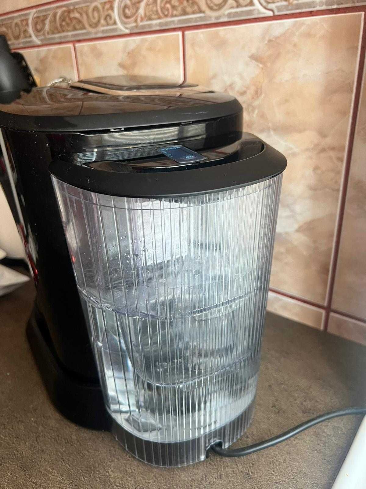 Aparat de cafea cu capsule Tassimo