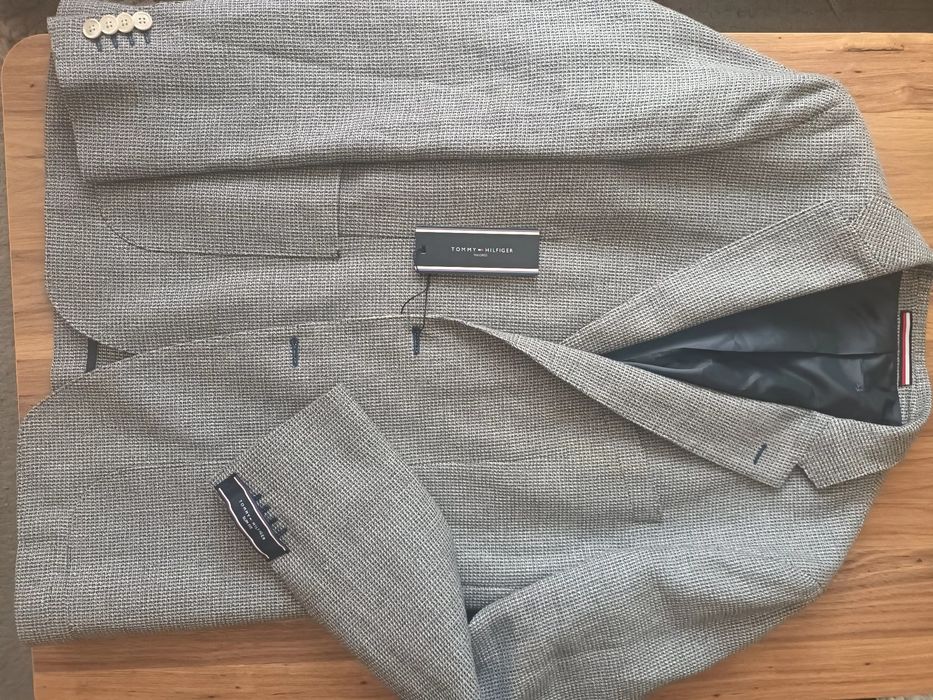 Сако Tommy Hilfiger L 50 Ново