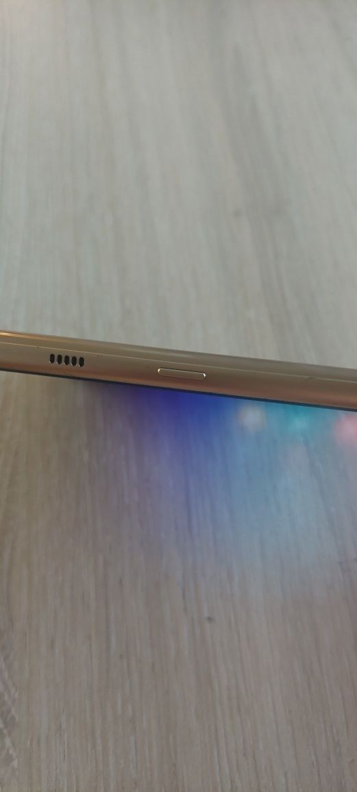 Samsung galaxy A8 (2018)