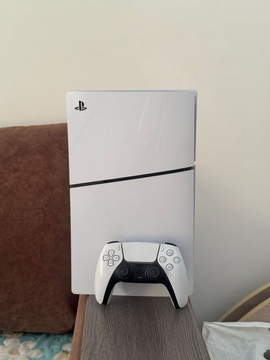 Продам Playstation 5