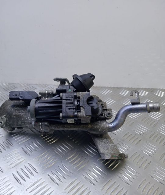 Racitor gaze cu egr 702209040 Peugeot 3008 prima generatie seria