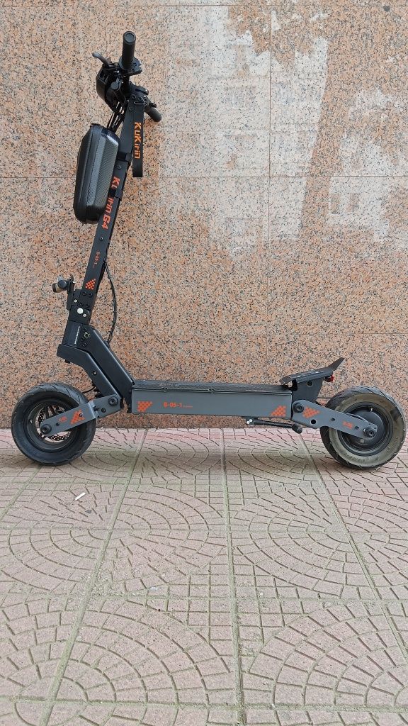 Електрическа тротинетка Kukirin G4