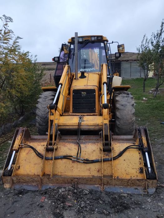 Buldoexcavator JCB 4CX