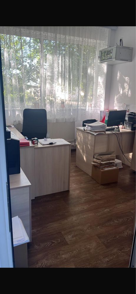 Vand cladire birouri  zona combinat. (CFA) La 5 km de Braila