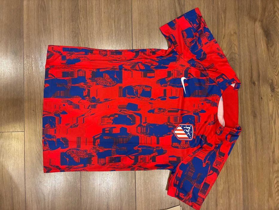 Нови оригинални екипи на Атлетико Мадрид различни размери и цени