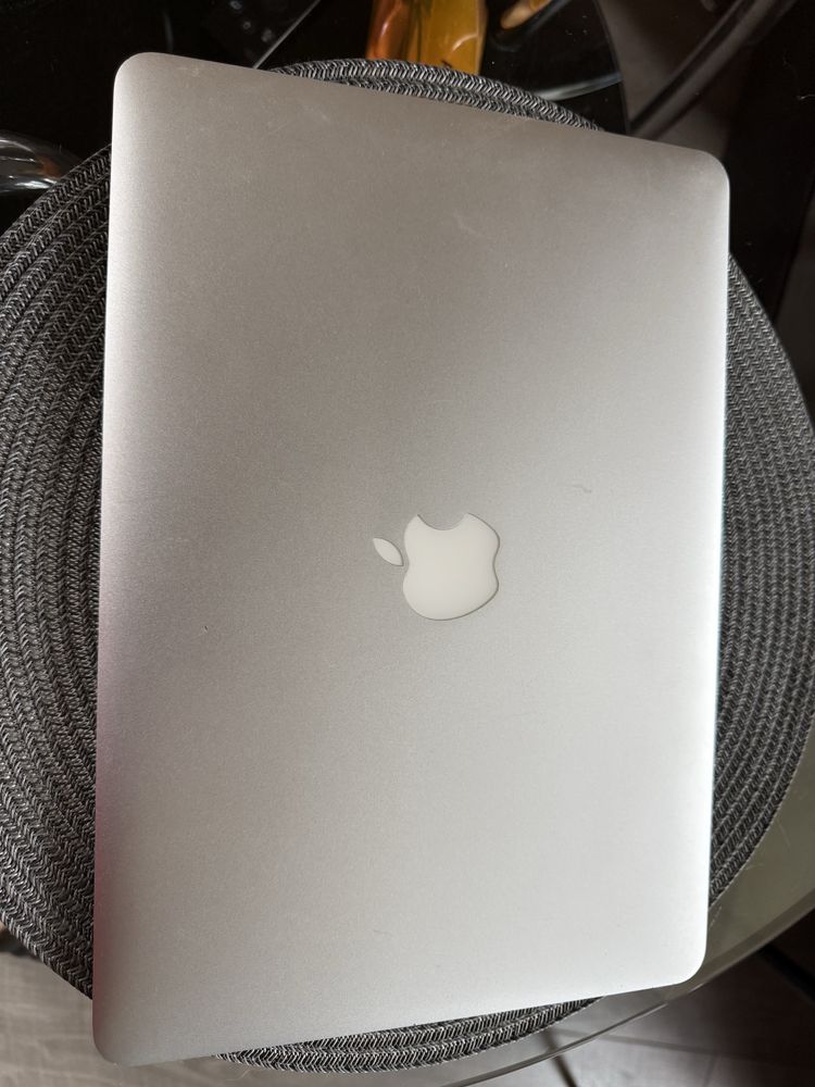 MacBook Air 13.3" A1466