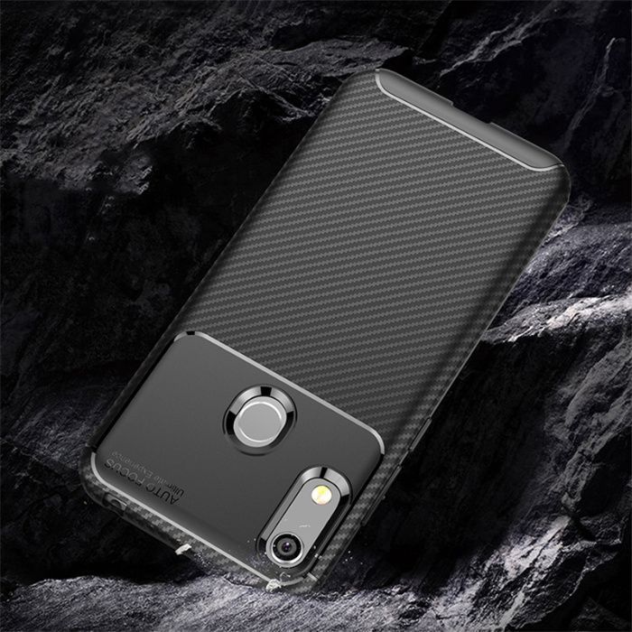 Husa / Bumper Antisoc model CARBON pt. Huawei Y6s (2019)