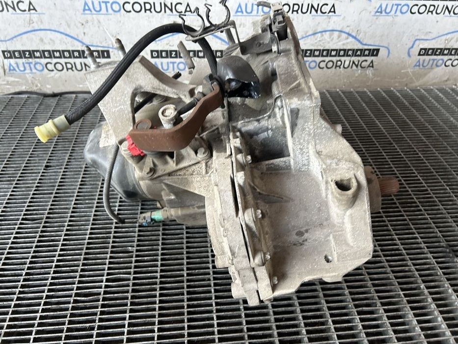 Cutie de viteze Dacia Dacia Logan II MCV 1.2 B 2013 - 2016 75CP Manuala 5 Trepte D4F732 ...