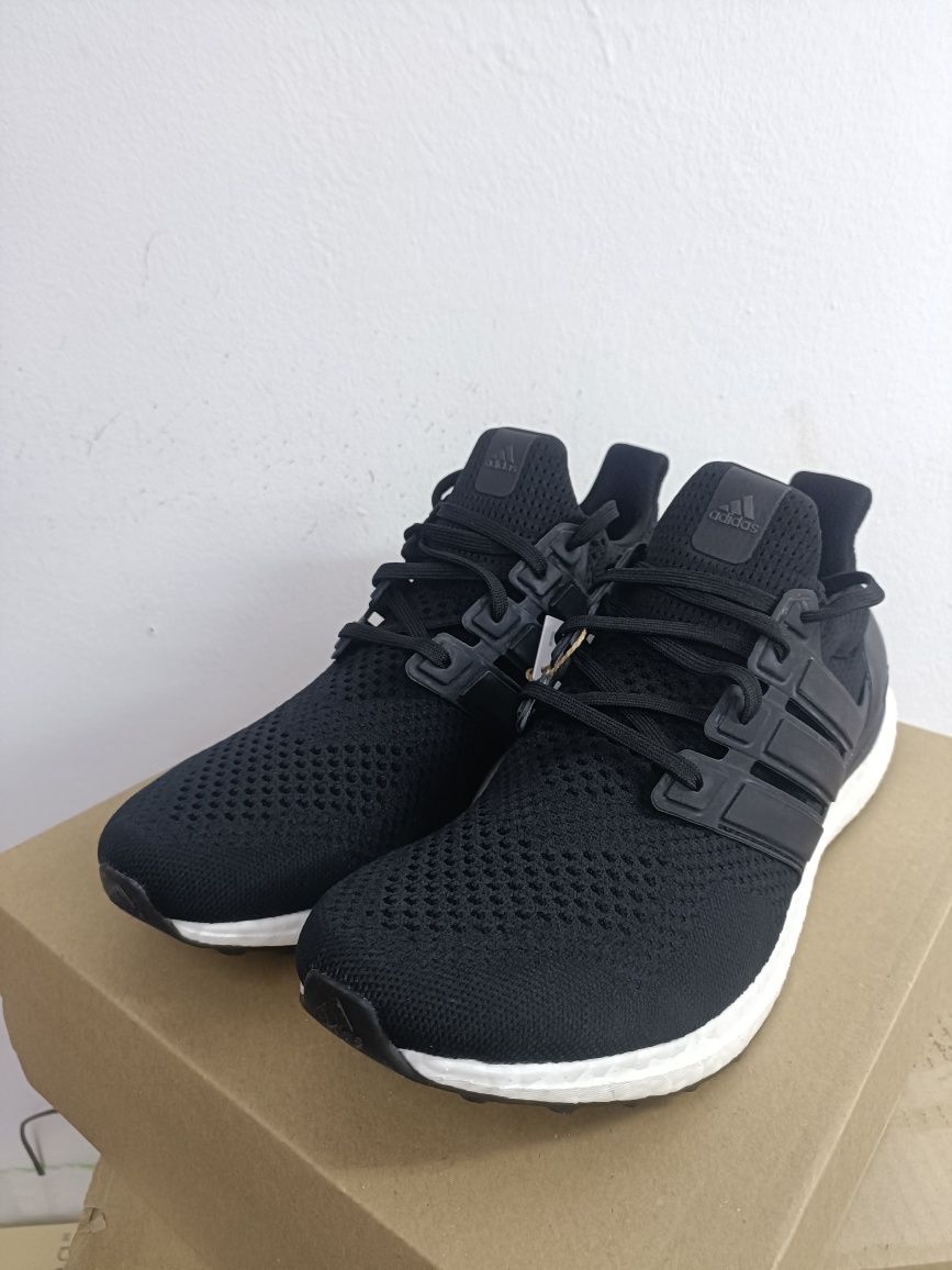 Adidas Ultraboost номер 46