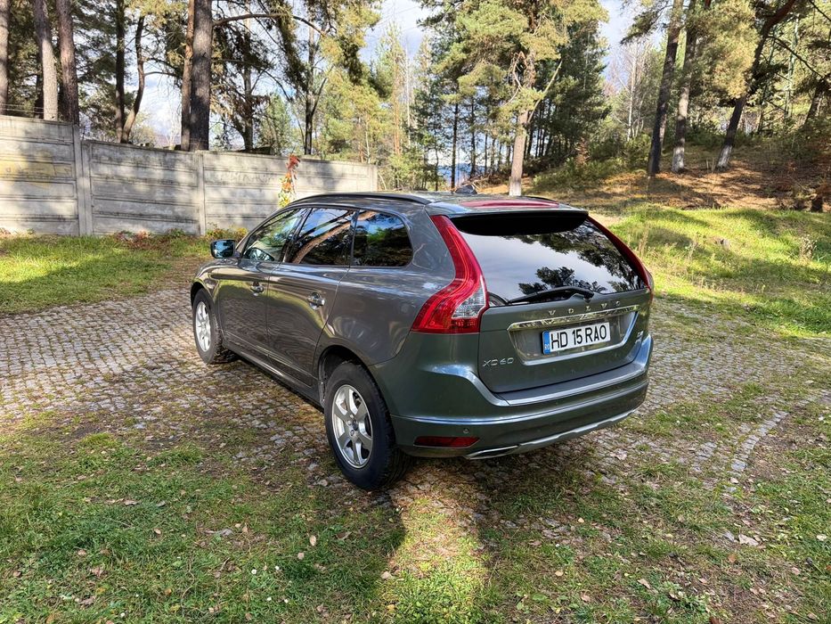 Volvo XC 60 *2.4 D4* 4x4