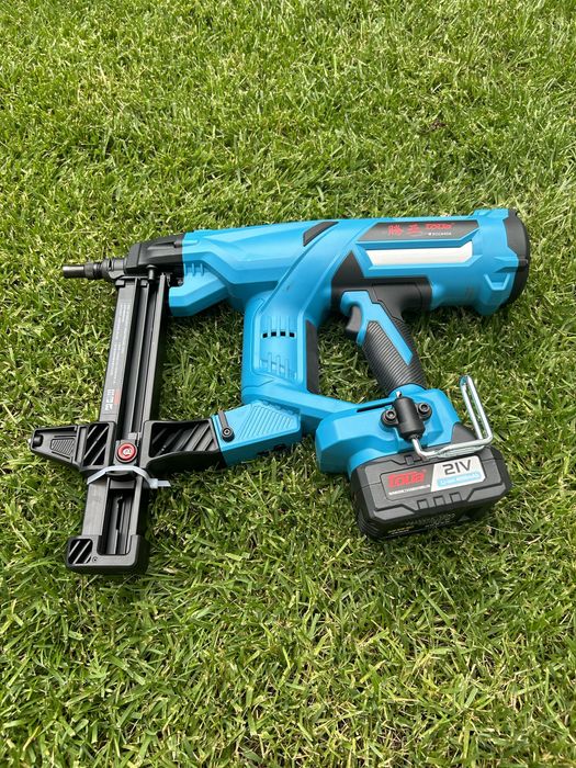 Nou!!PISTOL CUIE PE BATERIE | Cu Factura! | Toua DCCN40A | Fara Gaz