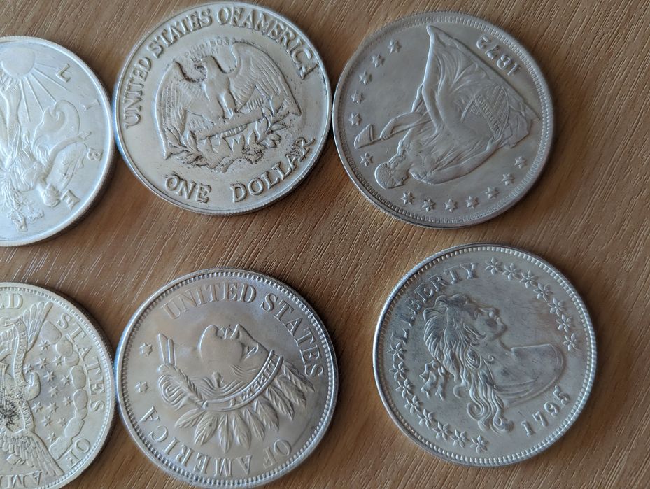 Монети one dollar