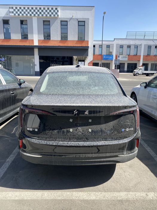 Hongqi E-QM 5 Full Restyling 500/560KM 2025