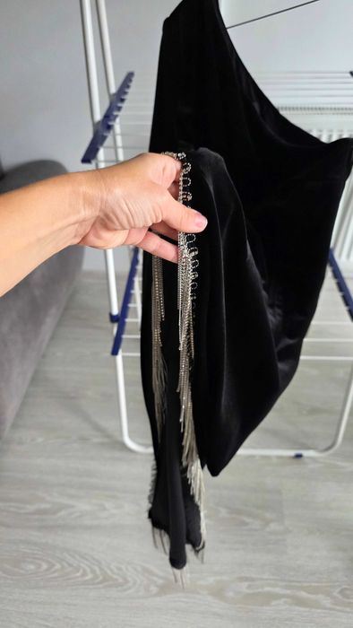 Rochie neagra de catifea Nissa