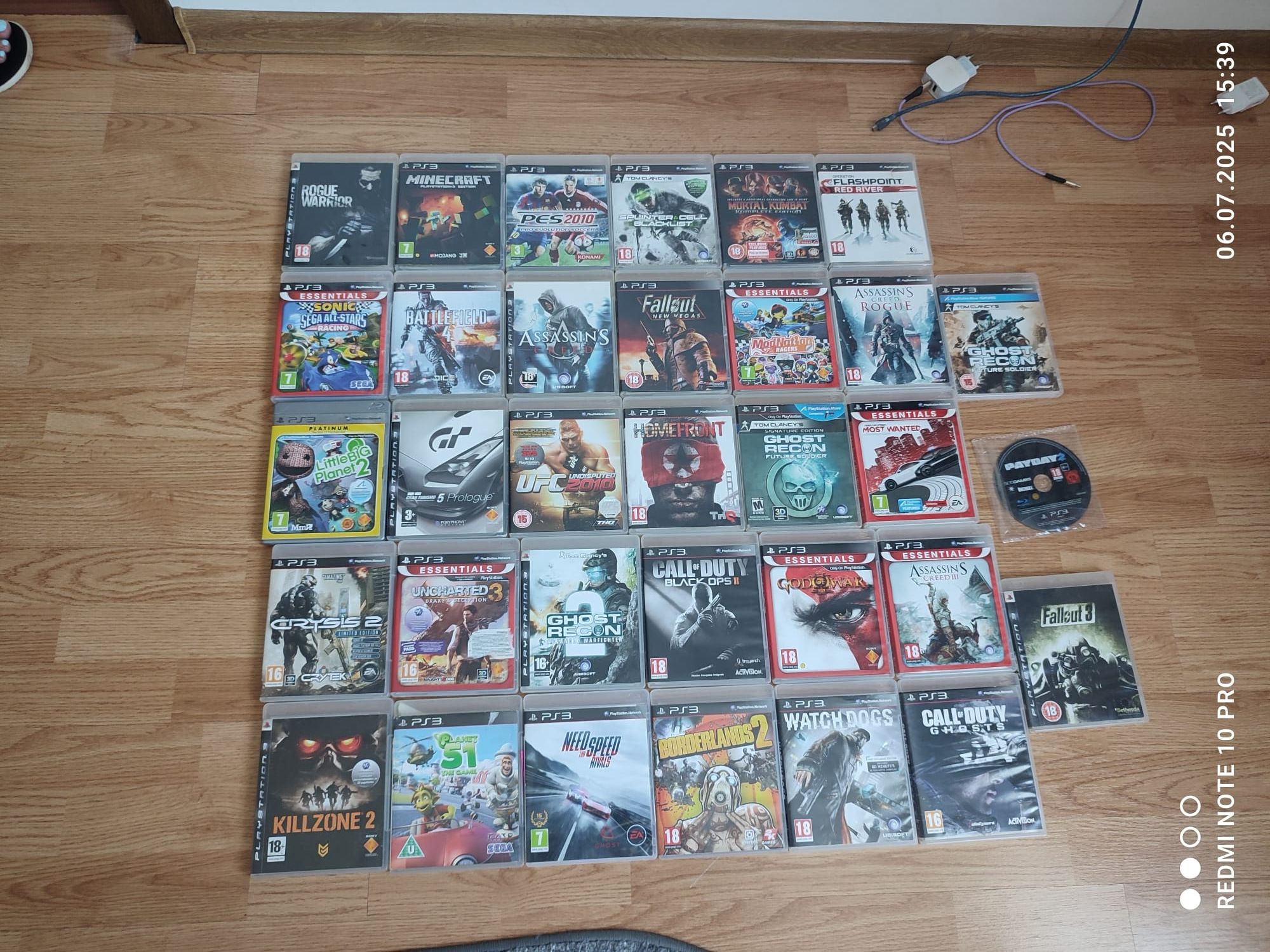 Vând sau  schimb cu ps 4