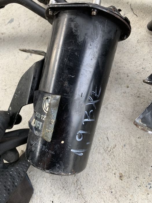 Carcasa filtru motorina pt passat b6,toruan,golf 5,etc