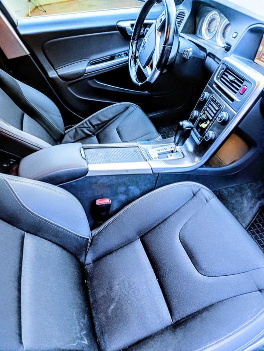 Volvo V60 2.0 D3 - 12000 лв