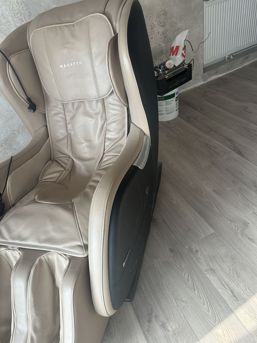 Fotoliul de masaj pentru un masaj complet.