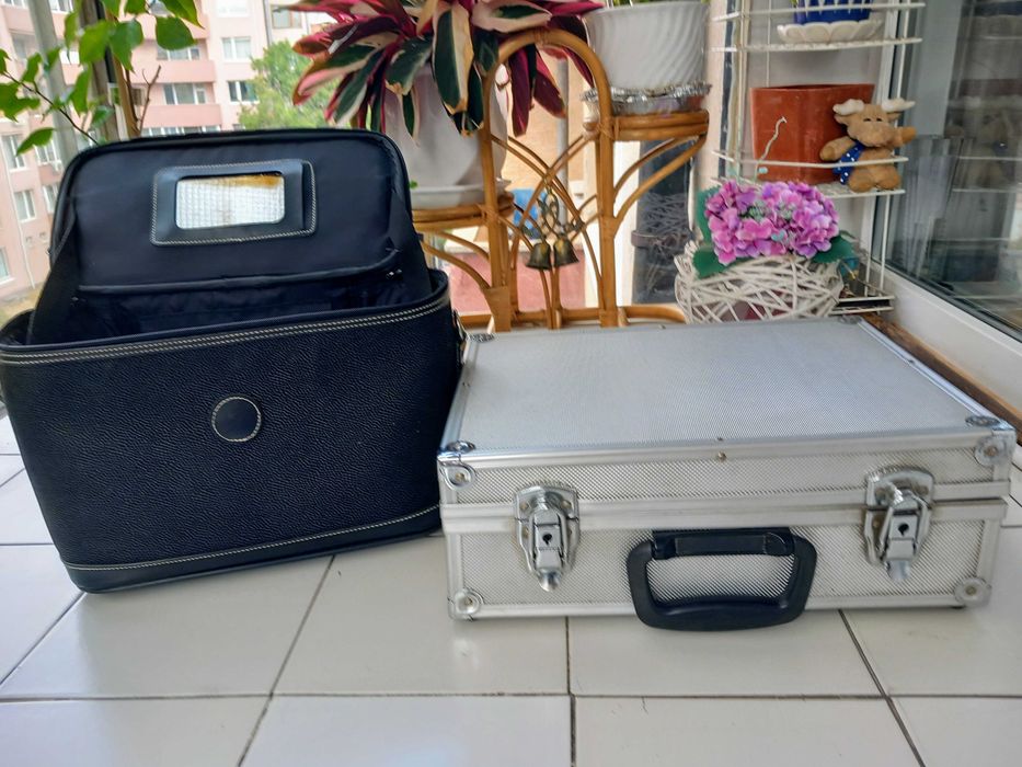 Органайзер за стилисти, гримьори, козметици, маникюристи, преносим.