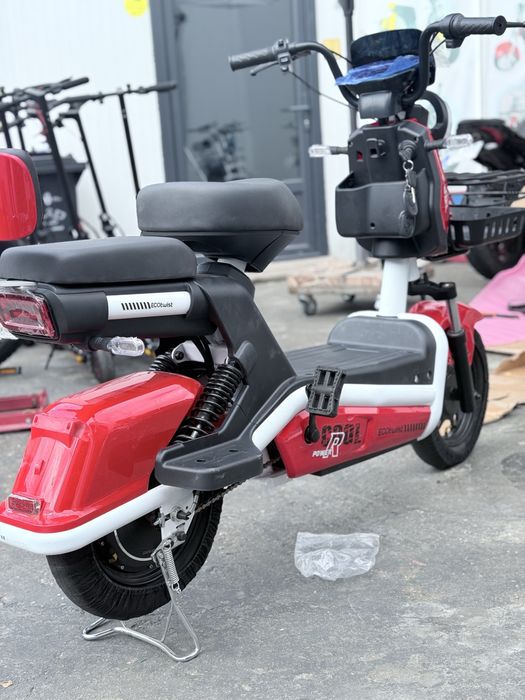 Scuter  electric fara permis 500W