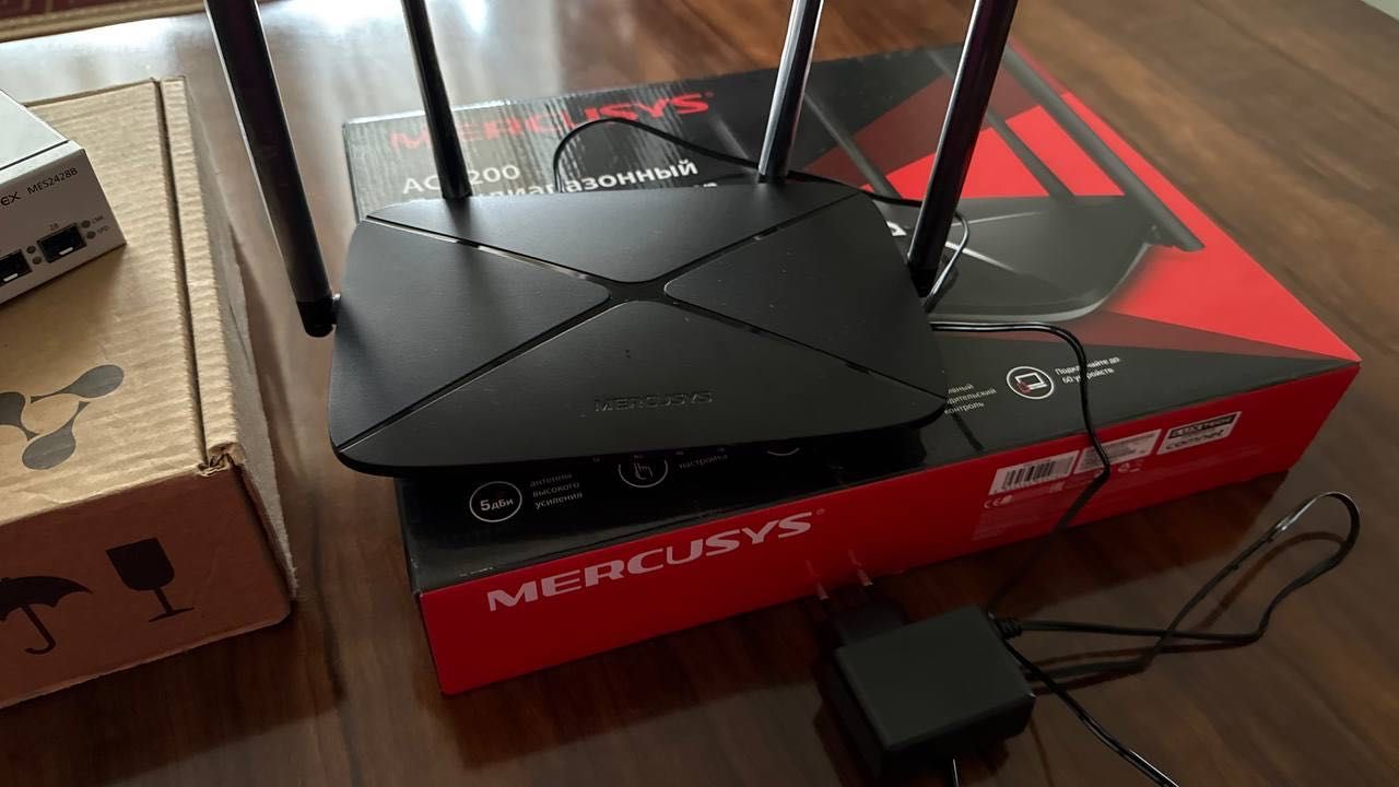 MERCUSYS WiFi, Switch Eltex MES2428B AC