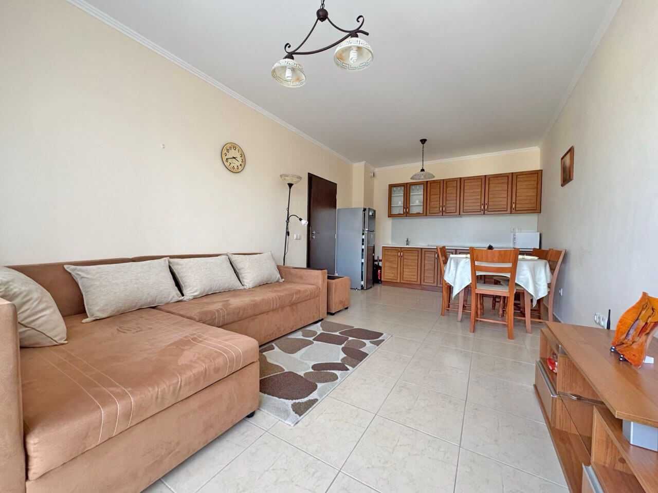 Продава се Двустаен апартамент в к.к. Слънчев бряг - 64 кв.м за 1249 €/кв.м - Снимка #4