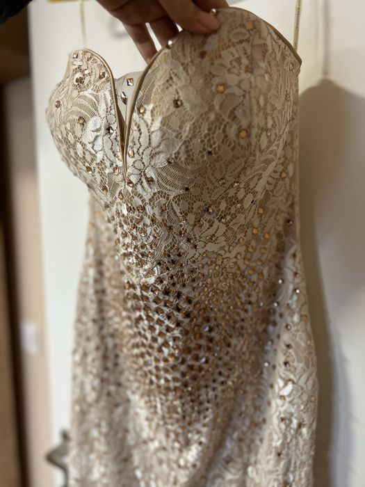 Официална бална рокля