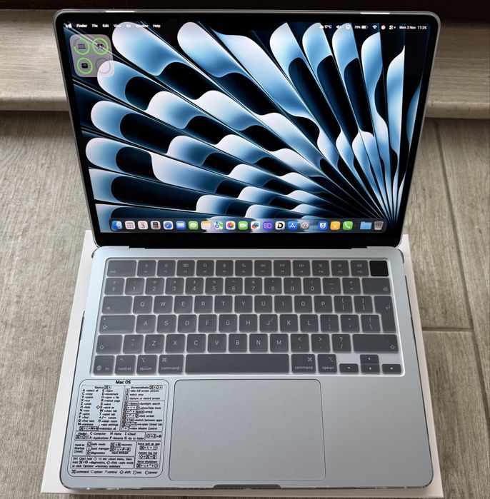 Apple MacBook Air 13” M4 , 512 GB , 16 GB Ram, 10 CPU 10 GPU , Skyblue