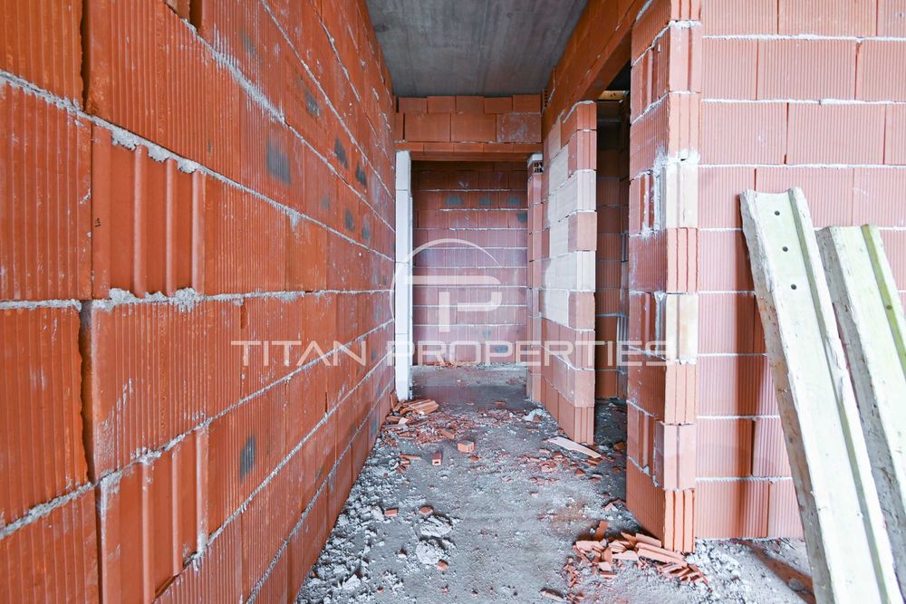 Продава се Двустаен апартамент в София, Горубляне - 64 кв.м за 1532 €/кв.м - Снимка #5