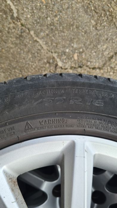 Vând jante aliaj Opel Astra H cu anvelope de vara