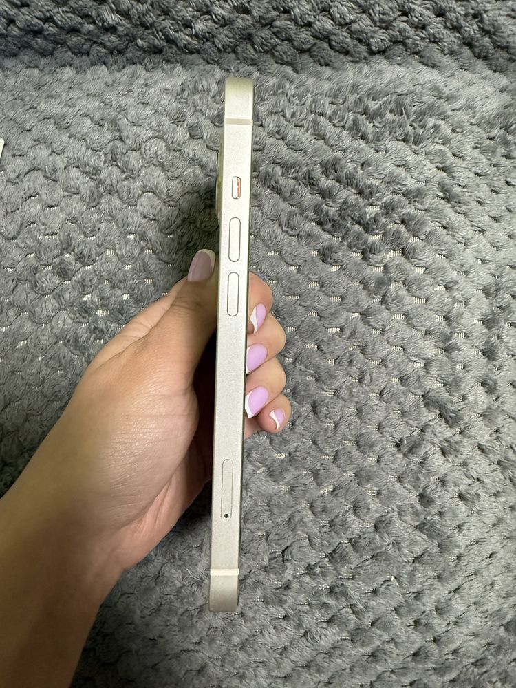 iPhone 13 128GB като нов