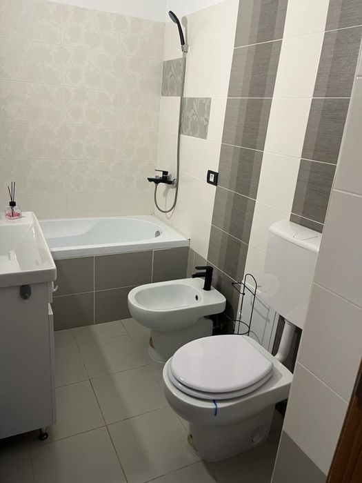 Inchiriez ap cu 2 camere pe termen scurt , mediu sau lung!