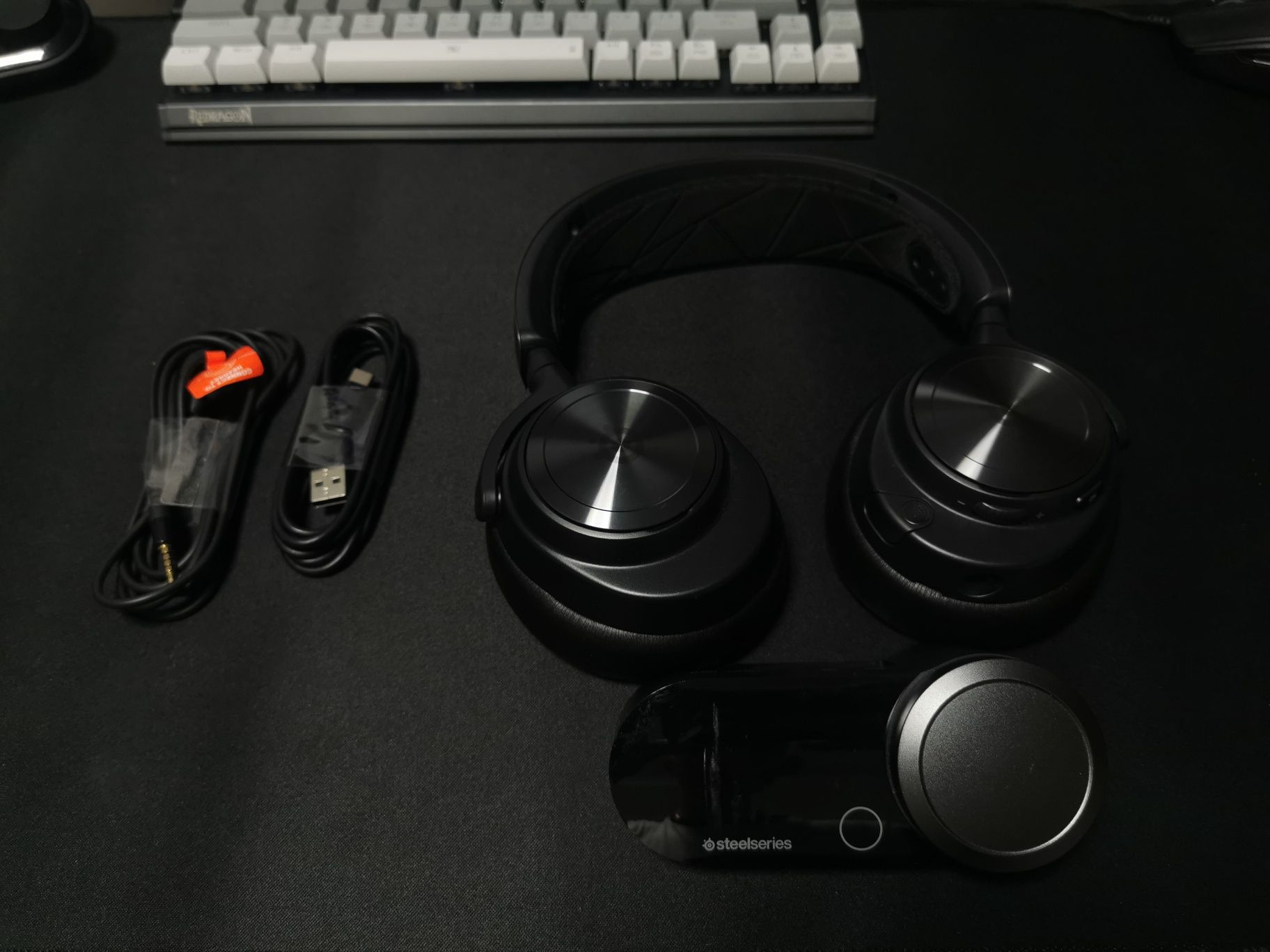 Steelseries Arctis Nova Pro (multiplatform)