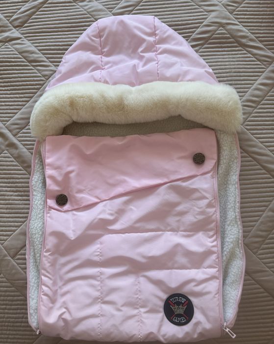 Продам конверт на выписку